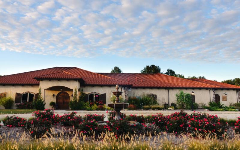 the landscaping in front of Tuscan Hills Winery